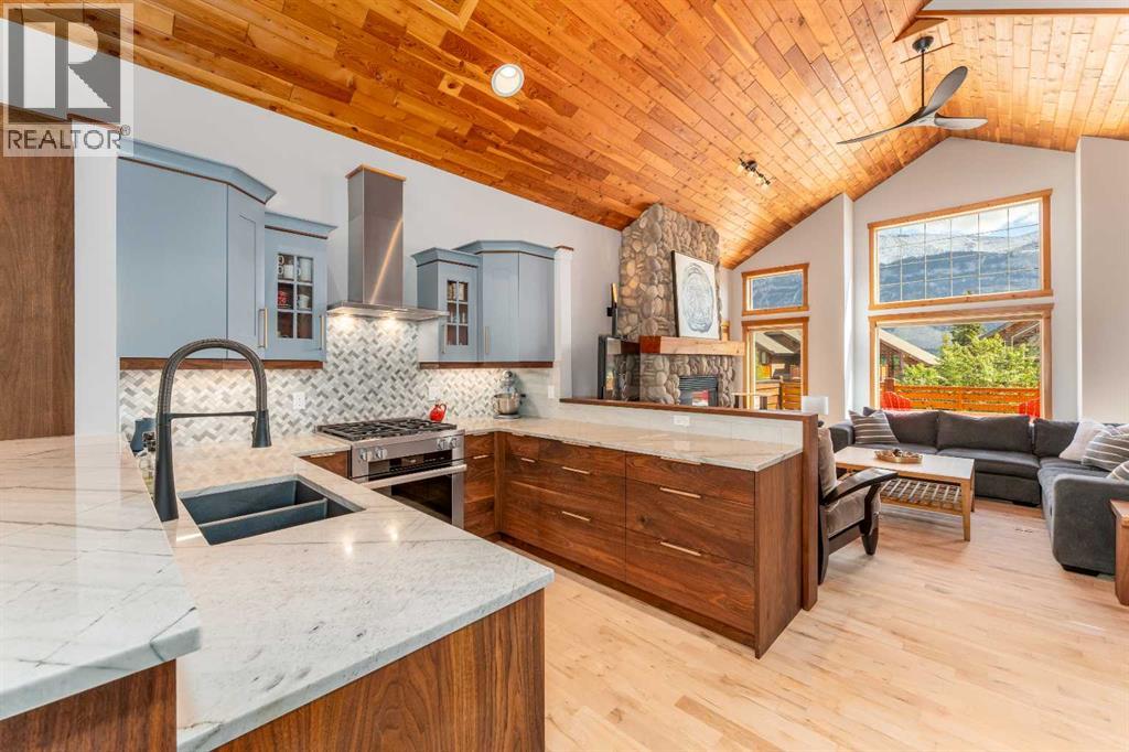 183 Hubman Landing, Canmore, Alberta T1W 3L3 - Photo 9 - A2316850