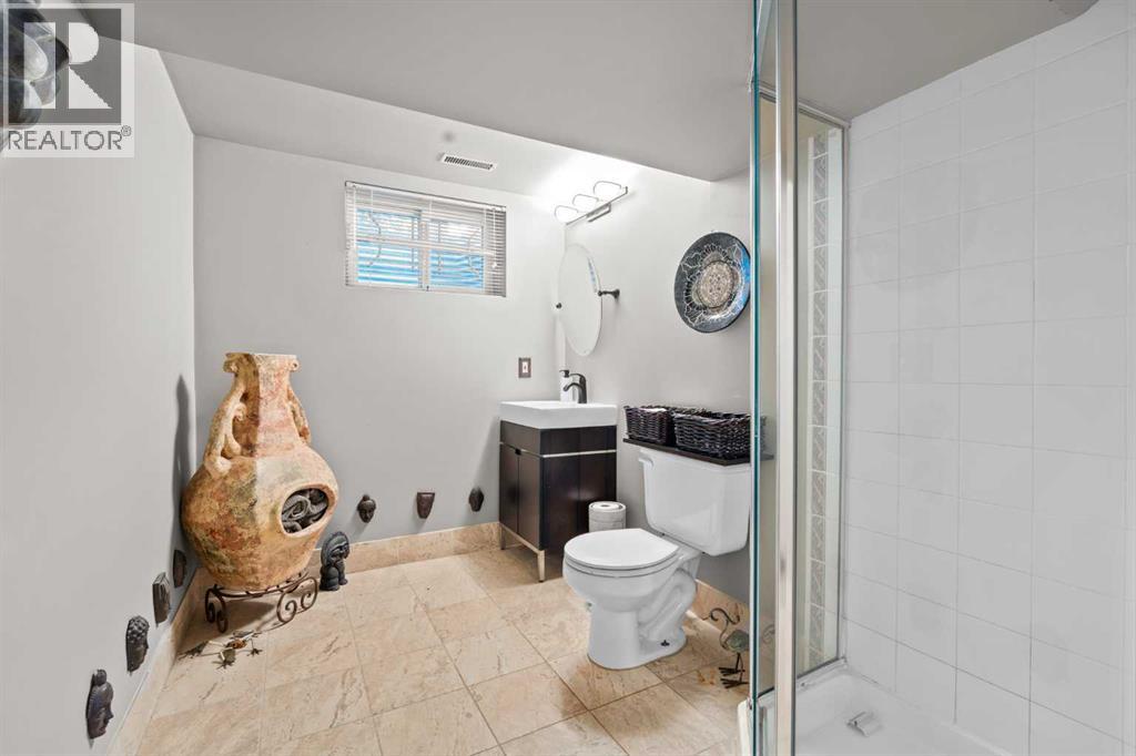 554 Killarney Glen Court SW, Calgary, Alberta T3E 7H4 - Photo 23 - A2337776