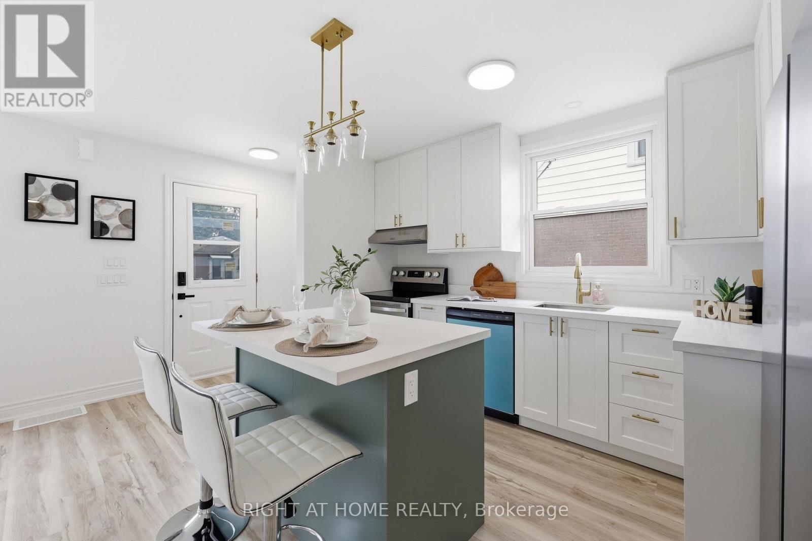 Main - 156 E36th Street, Hamilton, Ontario  L8V 3Z4 - Photo 12 - X13689496