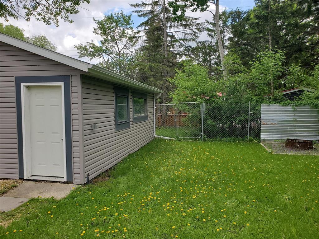310 BOYD Avenue Petersfield Manitoba Canada R0C2L0 2