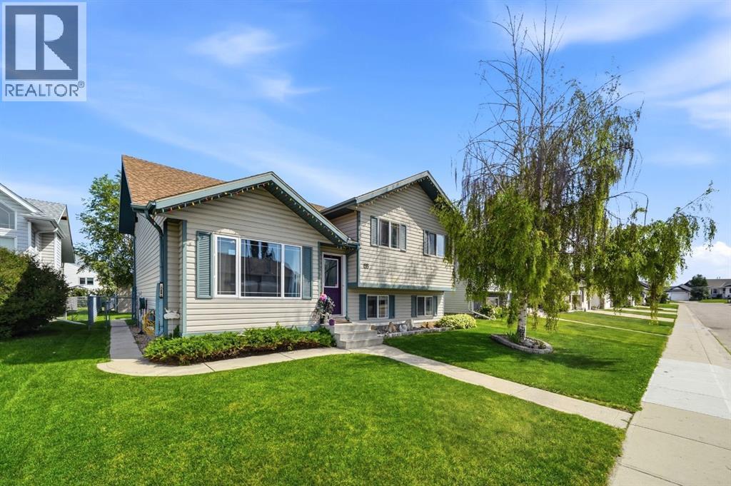 155 Lampard Crescent, Red Deer, Alberta  T4R 2W7 - Photo 2 - A2329074