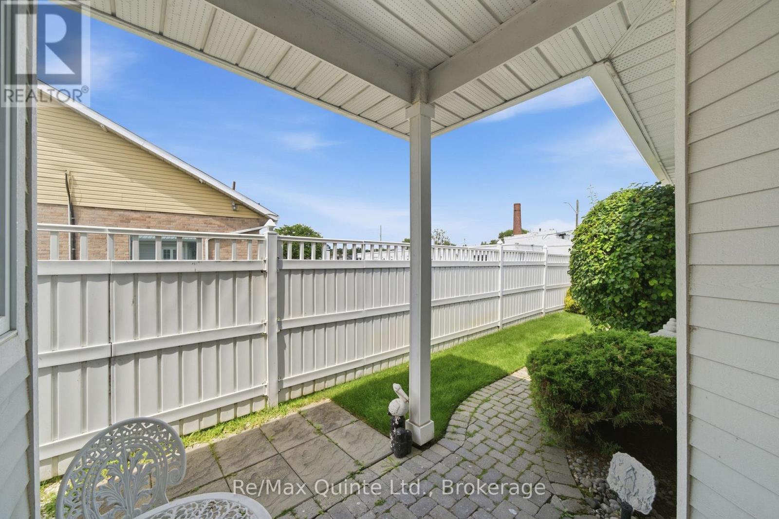 86 Pinnacle Street S, Belleville (Belleville Ward), Ontario  K8N 5Y5 - Photo 10 - X13689572