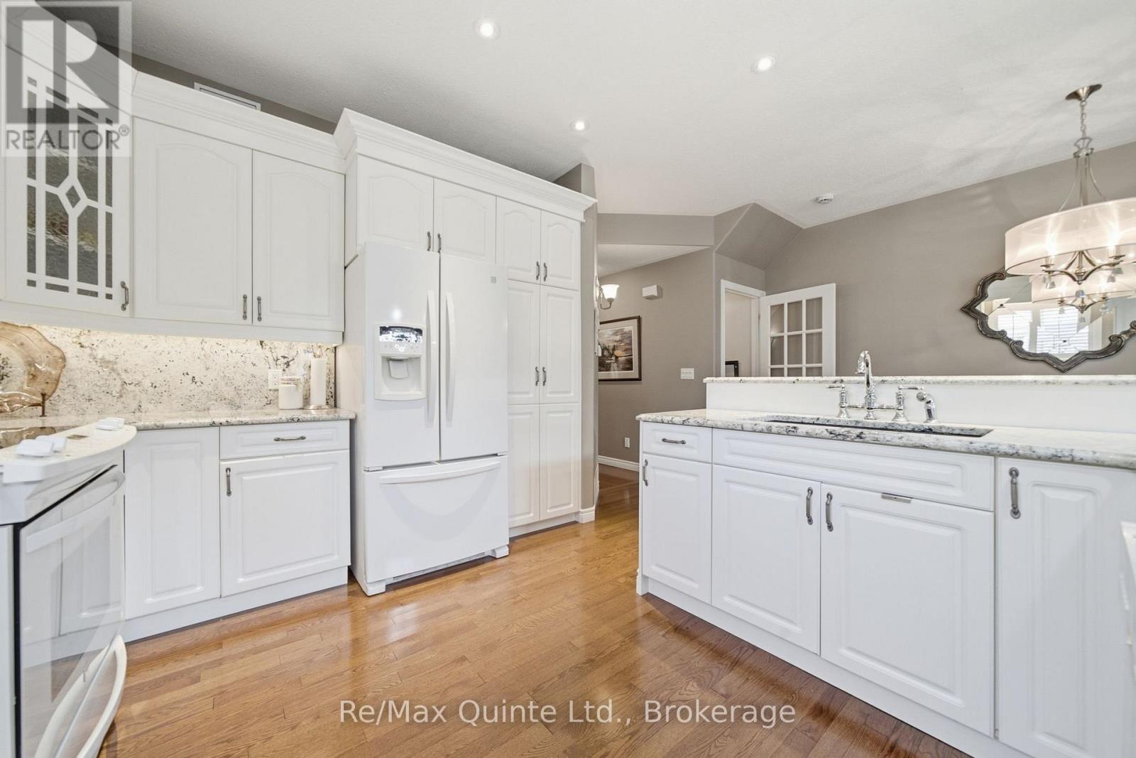 86 Pinnacle Street S, Belleville (Belleville Ward), Ontario  K8N 5Y5 - Photo 21 - X13689572