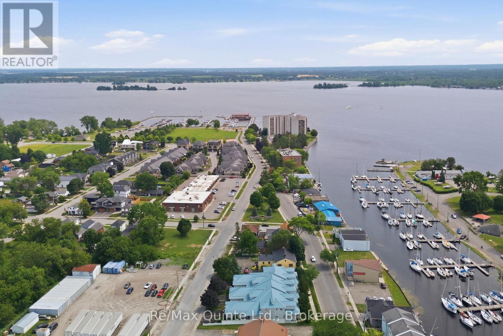 86 Pinnacle Street S, Belleville (Belleville Ward), Ontario  K8N 5Y5 - Photo 5 - X13689572