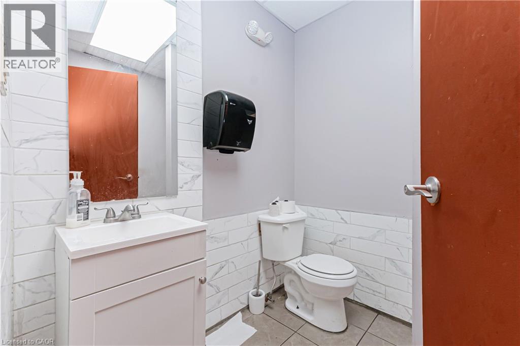 847 Upper James Street, Hamilton, Ontario  L9C 3A3 - Photo 15 - 40846584