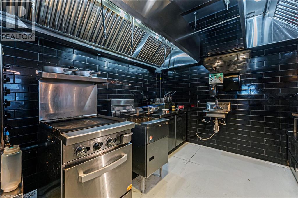 847 Upper James Street, Hamilton, Ontario  L9C 3A3 - Photo 33 - 40846584