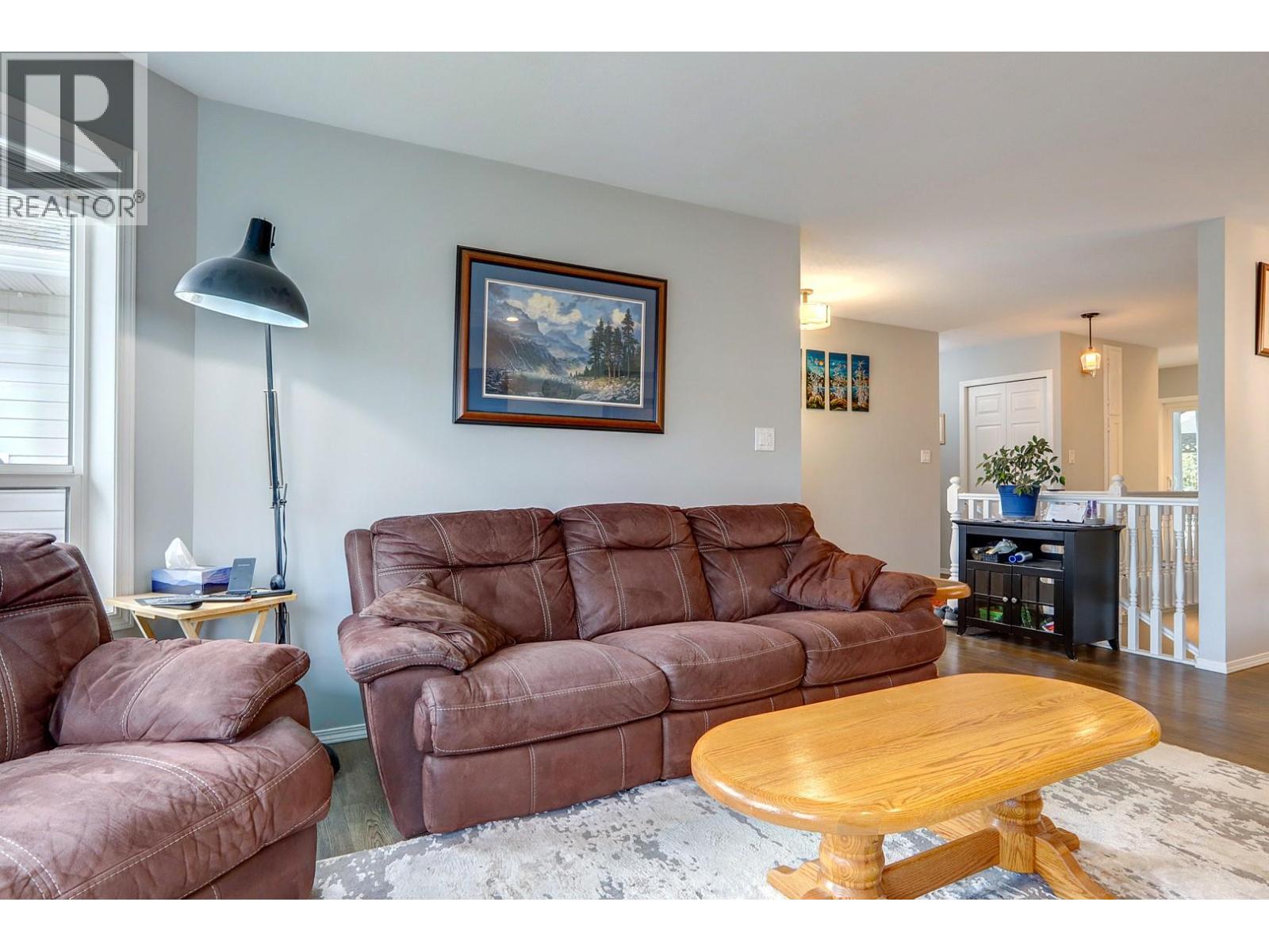 5204 Sandon Place, Vernon, British Columbia  V1H 1A3 - Photo 12 - 10378652