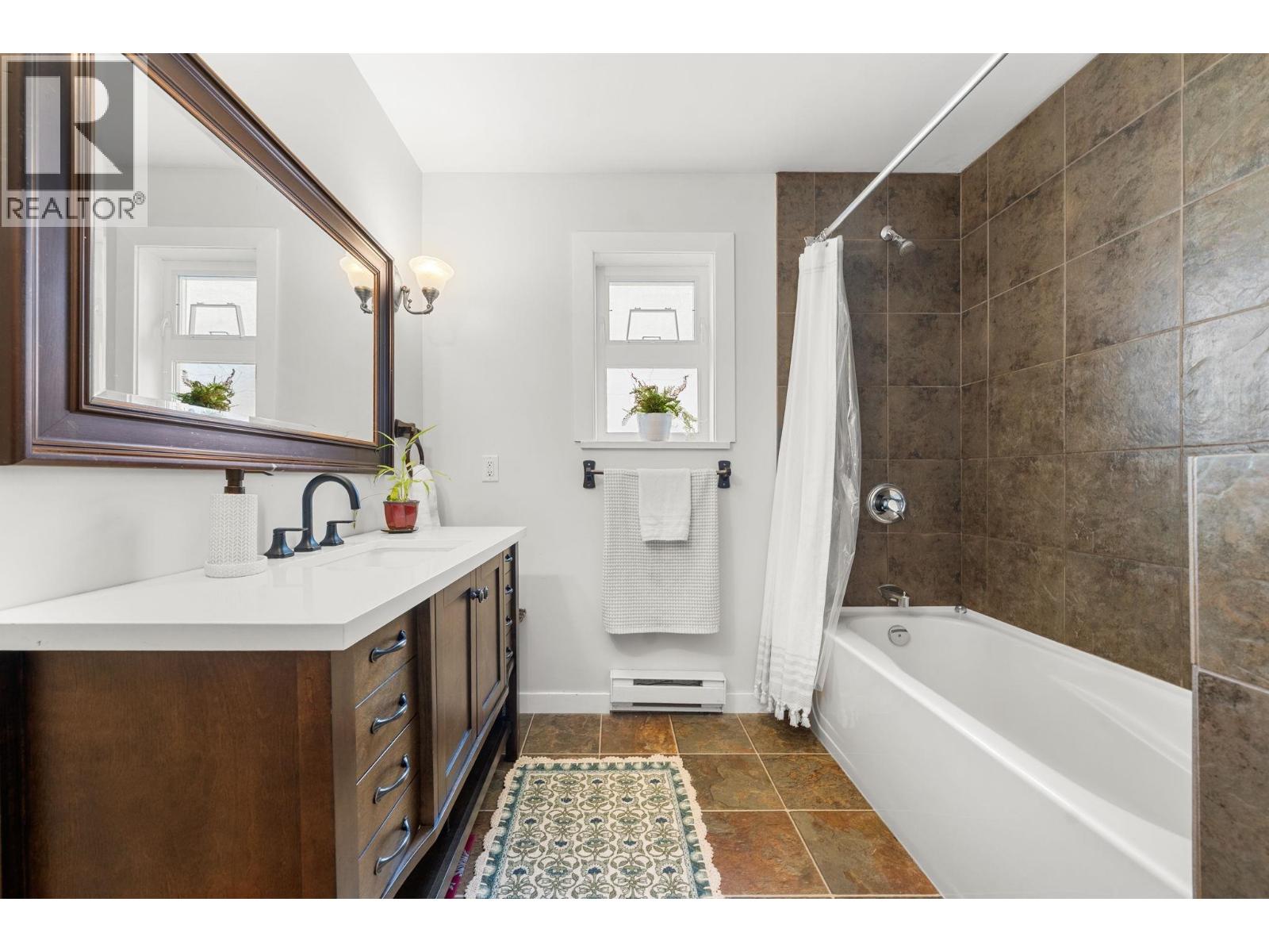 462 E 4th Street, North Vancouver, British Columbia  V7L 1J5 - Photo 16 - R3156856