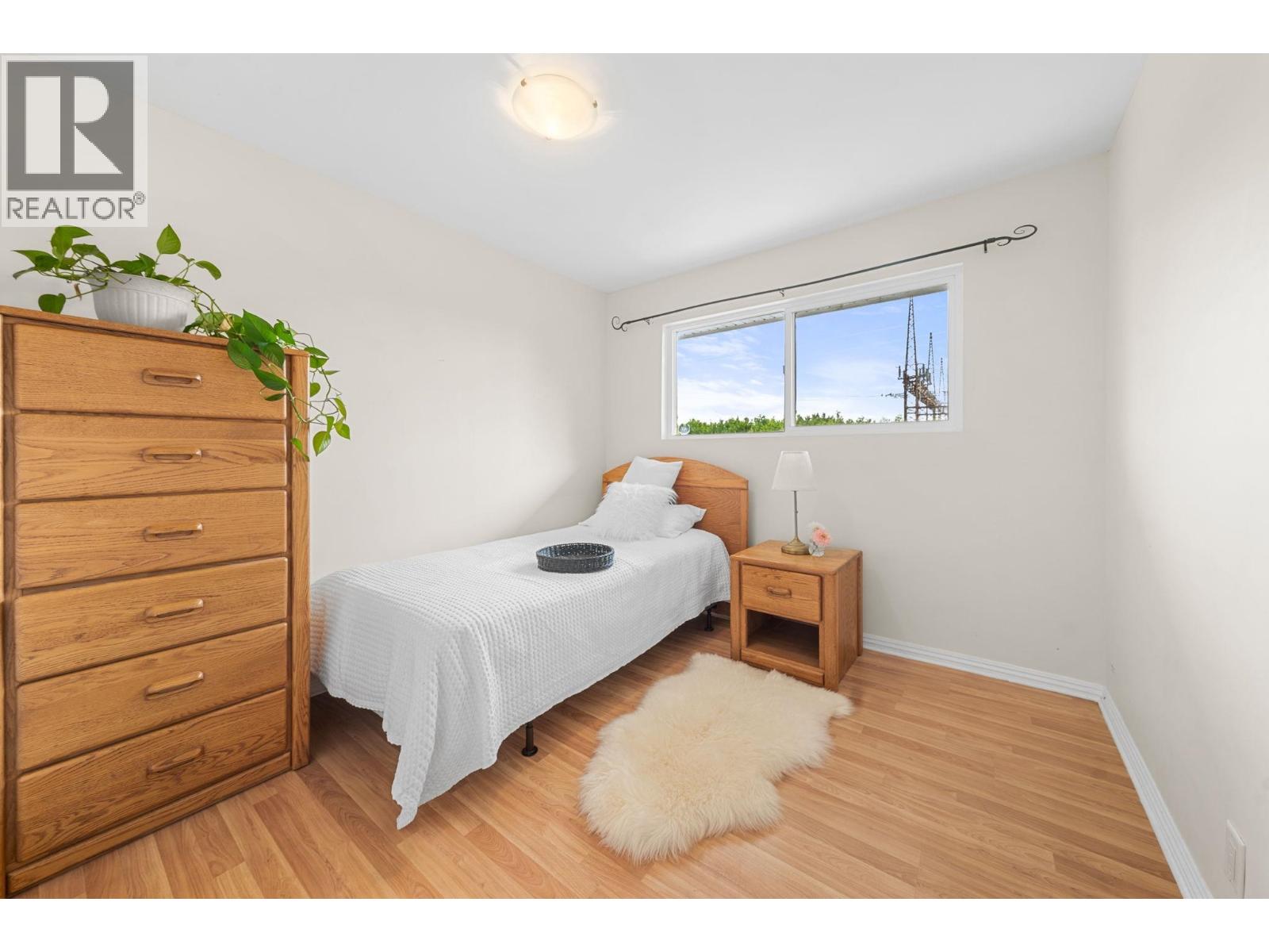 462 E 4th Street, North Vancouver, British Columbia  V7L 1J5 - Photo 9 - R3156856
