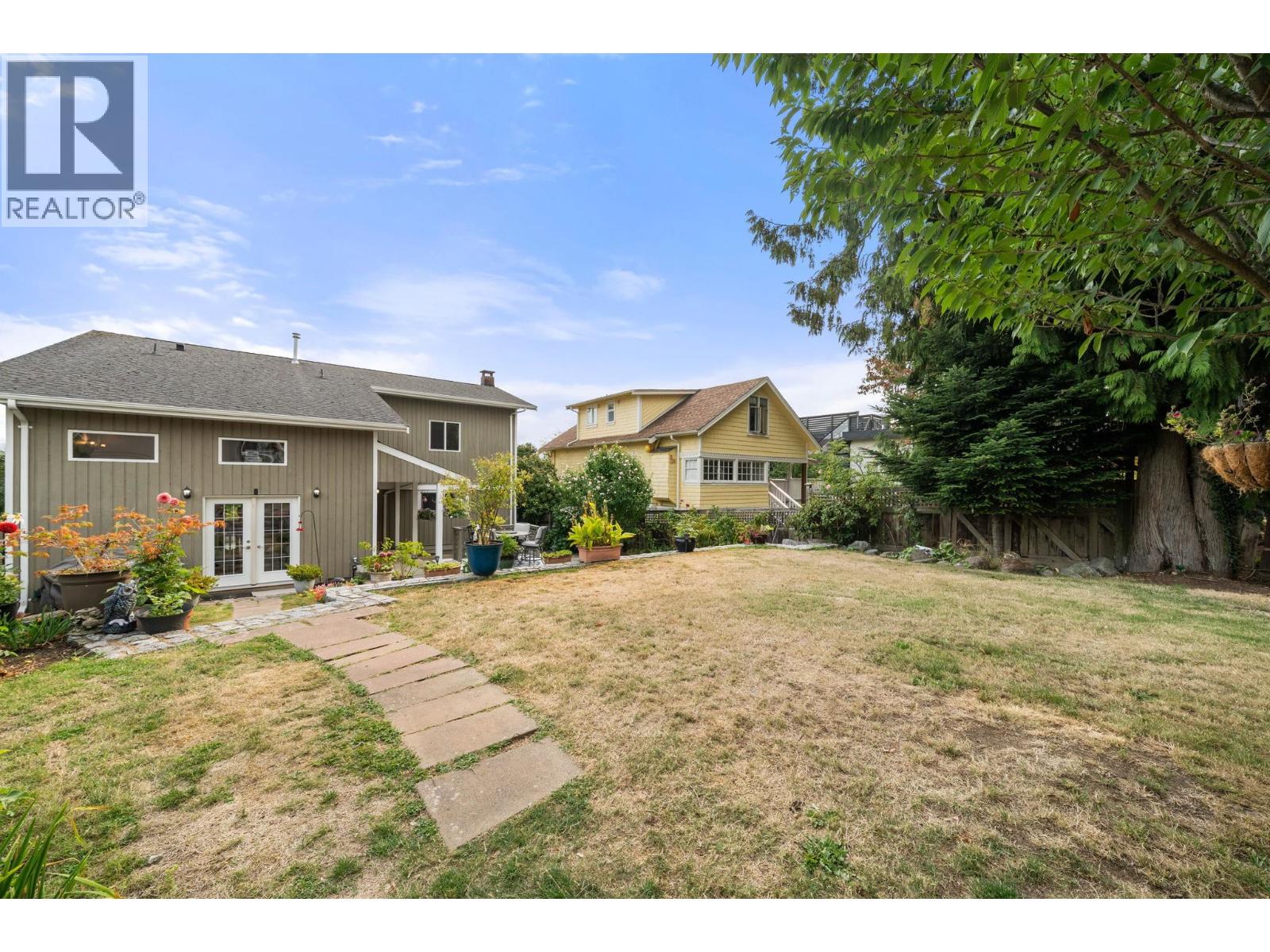 462 E 4th Street, North Vancouver, British Columbia  V7L 1J5 - Photo 31 - R3156856