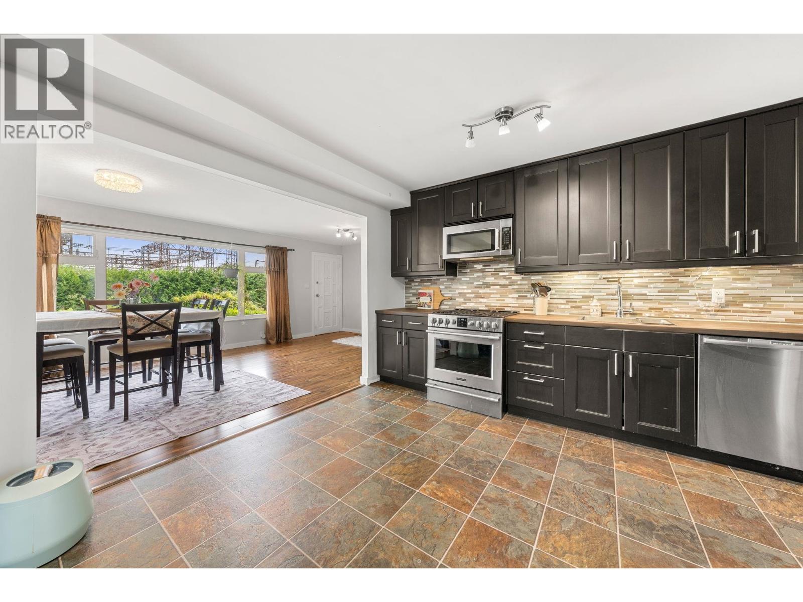 462 E 4th Street, North Vancouver, British Columbia  V7L 1J5 - Photo 7 - R3156856