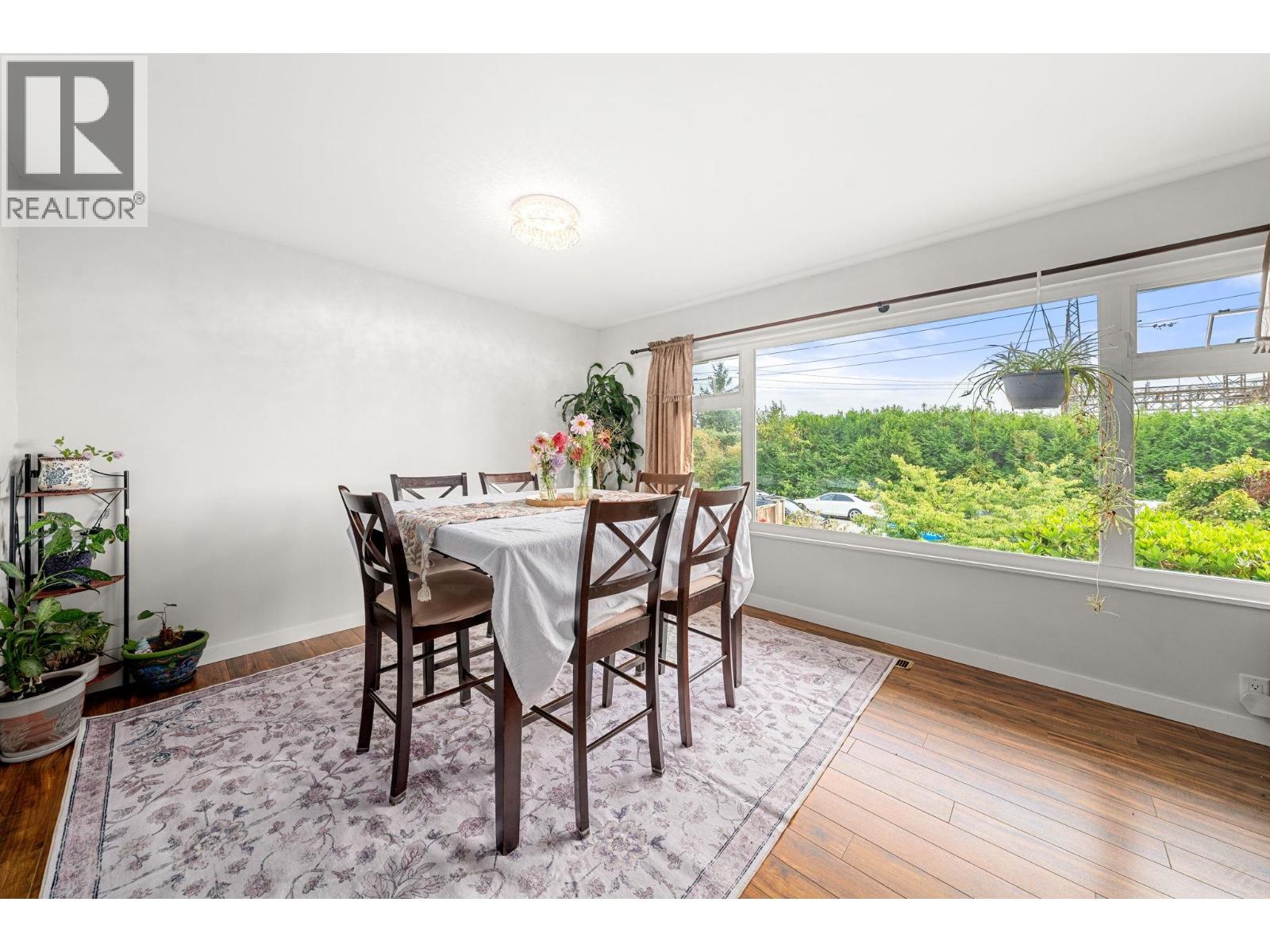 462 E 4th Street, North Vancouver, British Columbia  V7L 1J5 - Photo 5 - R3156856