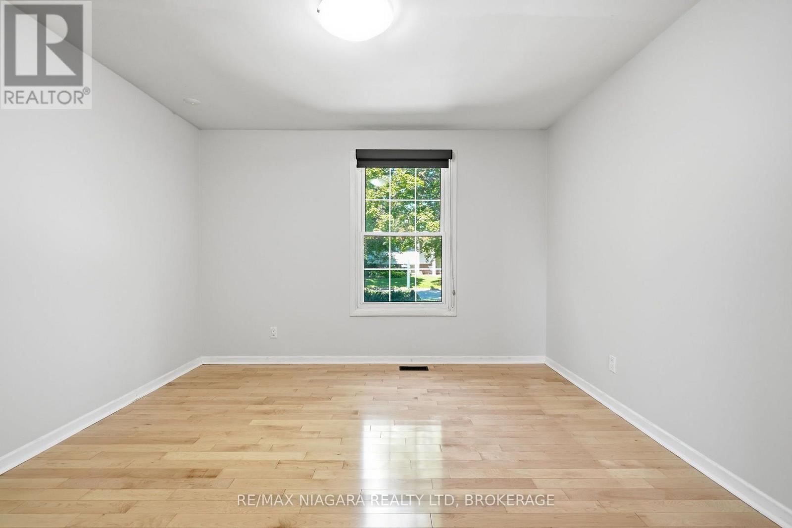 6 Royal Oak Drive, St. Catharines (Martindale Pond), Ontario  L2N 4B6 - Photo 16 - X13689562