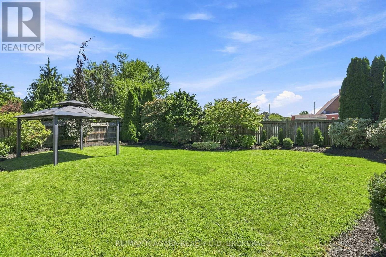 6 Royal Oak Drive, St. Catharines (Martindale Pond), Ontario  L2N 4B6 - Photo 34 - X13689562