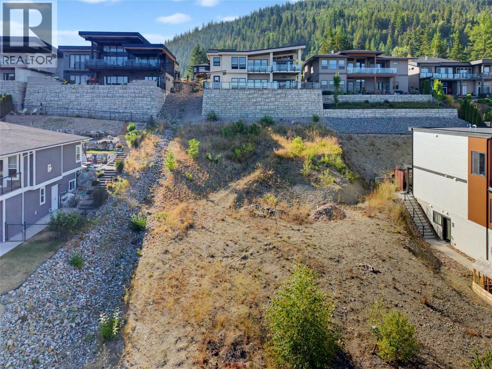 1040 17 Avenue SE, Salmon Arm, British Columbia  V1E 2C9 - Photo 8 - 10397524