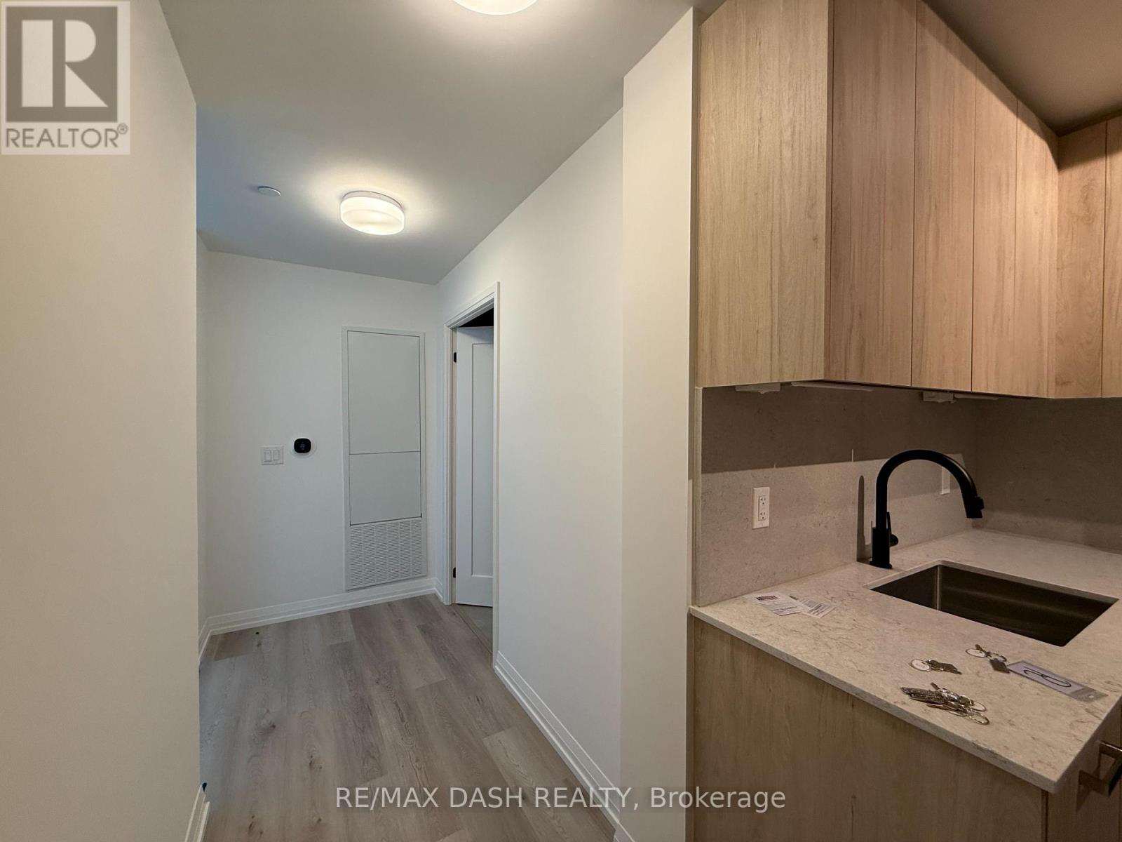 712 - 280 Dundas Street W, Toronto, Ontario  M5T 0E3 - Photo 5 - C13689538