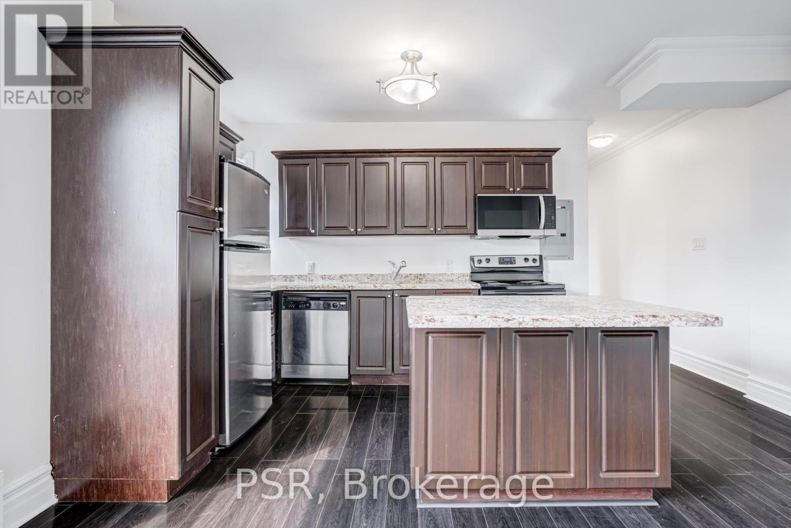 4 - 2 Craighurst Avenue, Toronto, Ontario  M4R 1J8 - Photo 3 - C13689550