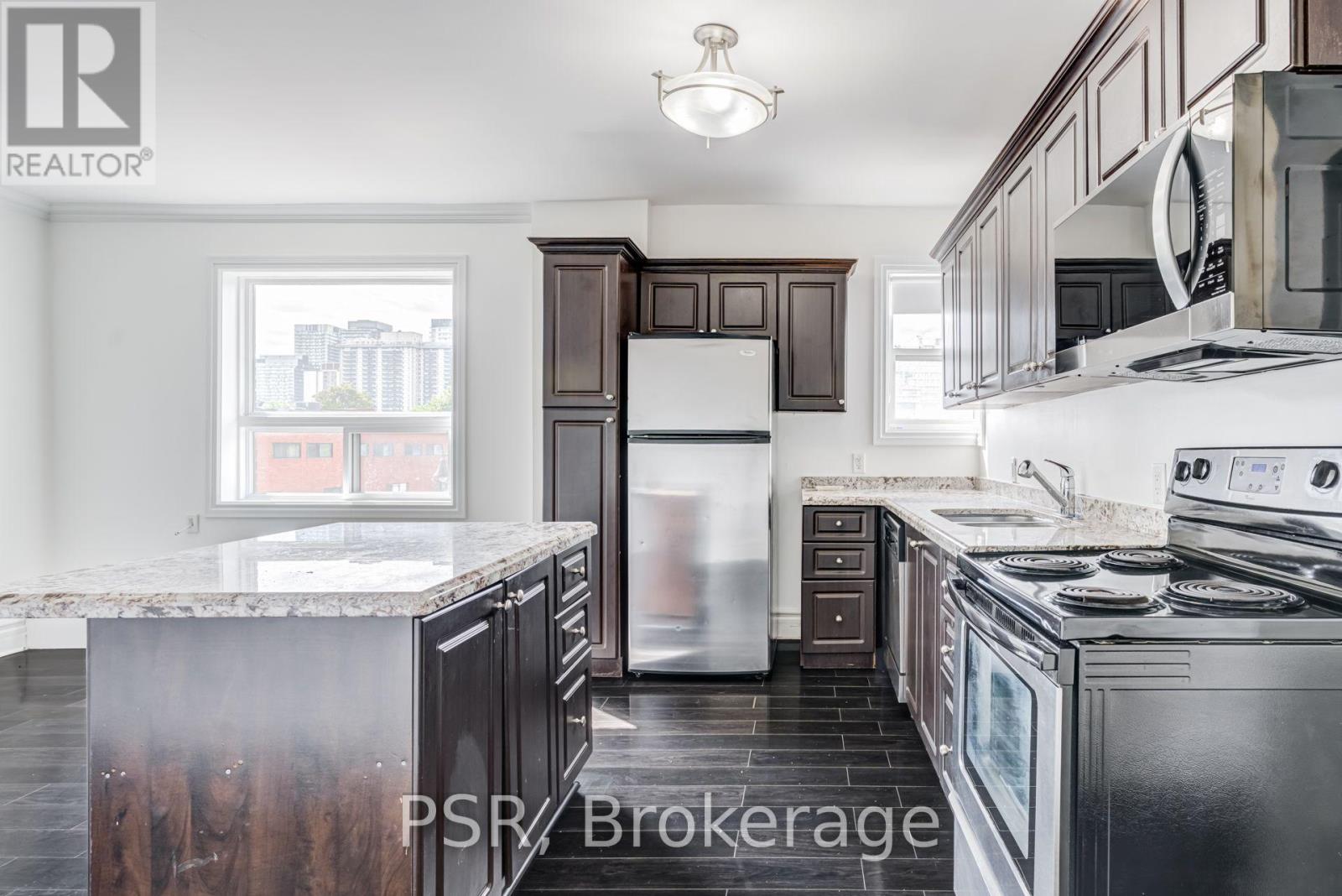 4 - 2 Craighurst Avenue, Toronto, Ontario  M4R 1J8 - Photo 4 - C13689550