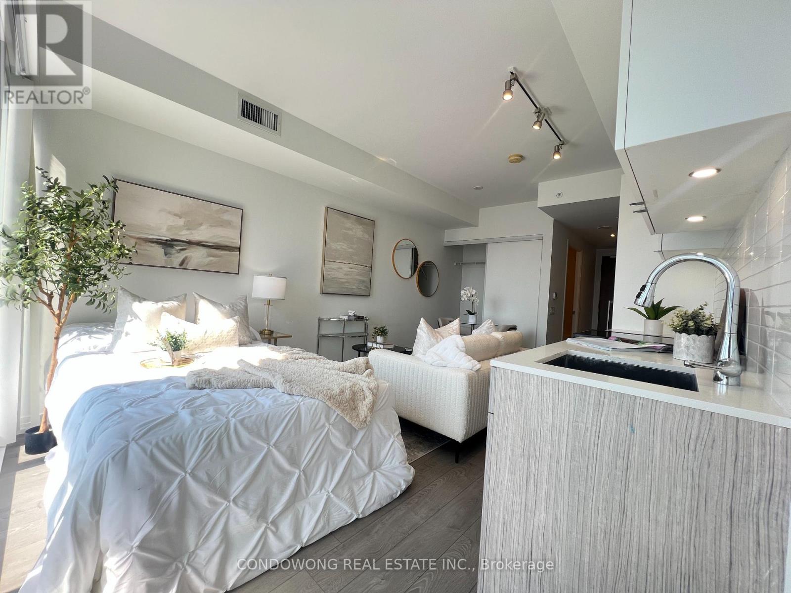 3007 - 251 Jarvis Street, Toronto, Ontario  M5B 0C3 - Photo 5 - C13689564