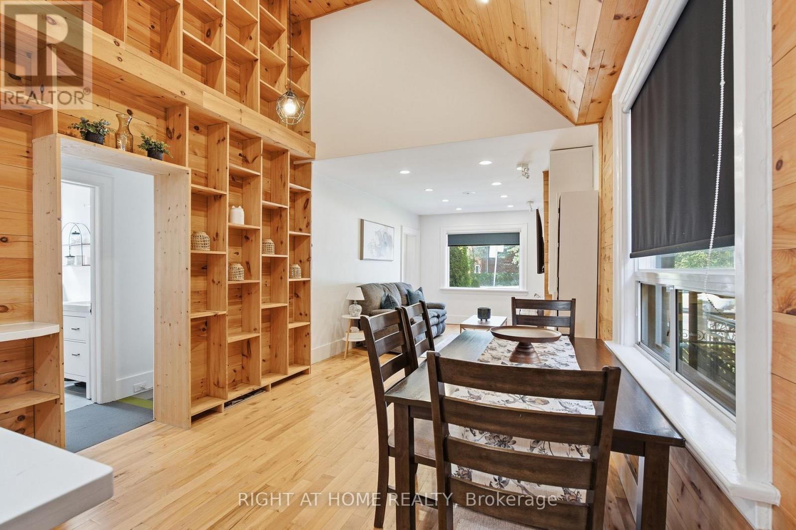 494 Donlands Avenue, Toronto, Ontario M4J 3S6 - Photo 10 - E13689546