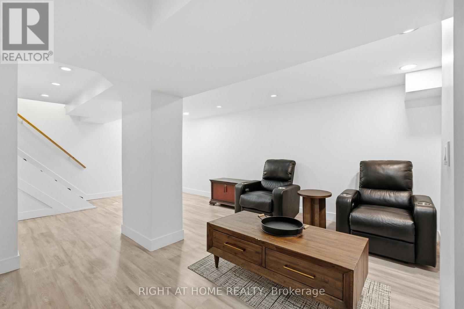 494 Donlands Avenue, Toronto, Ontario M4J 3S6 - Photo 26 - E13689546