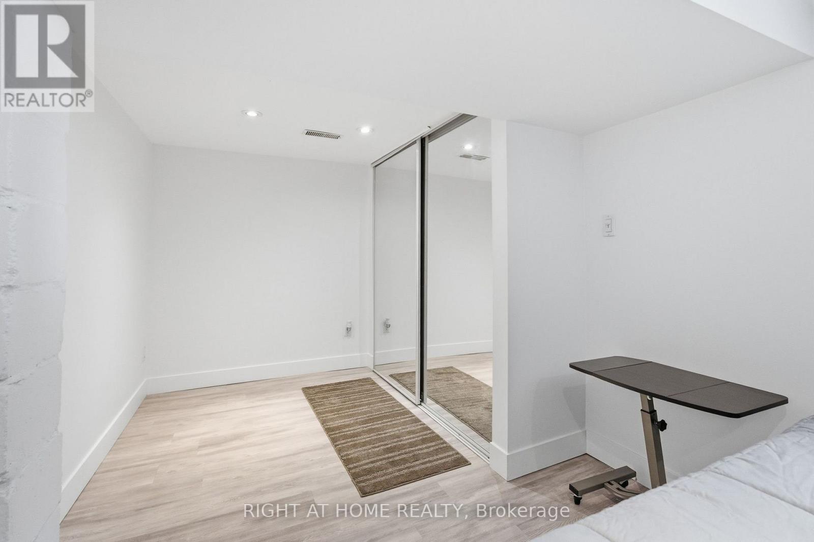 494 Donlands Avenue, Toronto, Ontario M4J 3S6 - Photo 32 - E13689546