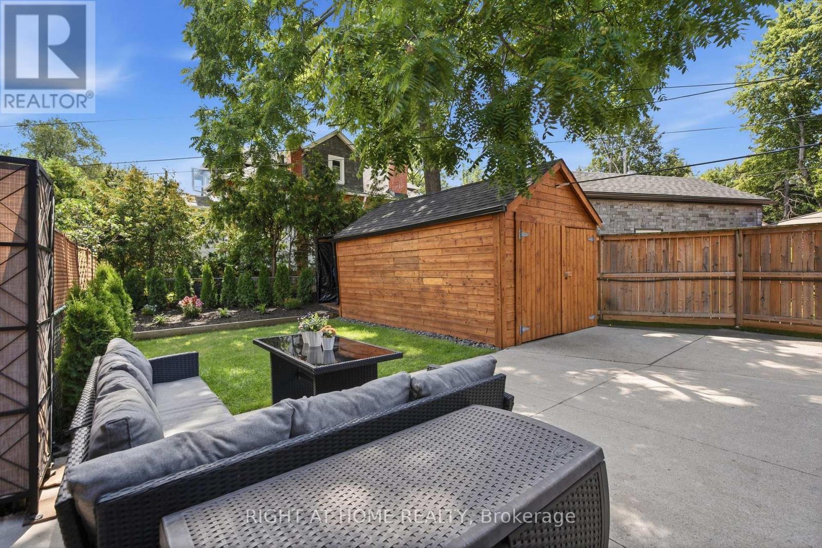 494 Donlands Avenue, Toronto, Ontario M4J 3S6 - Photo 36 - E13689546