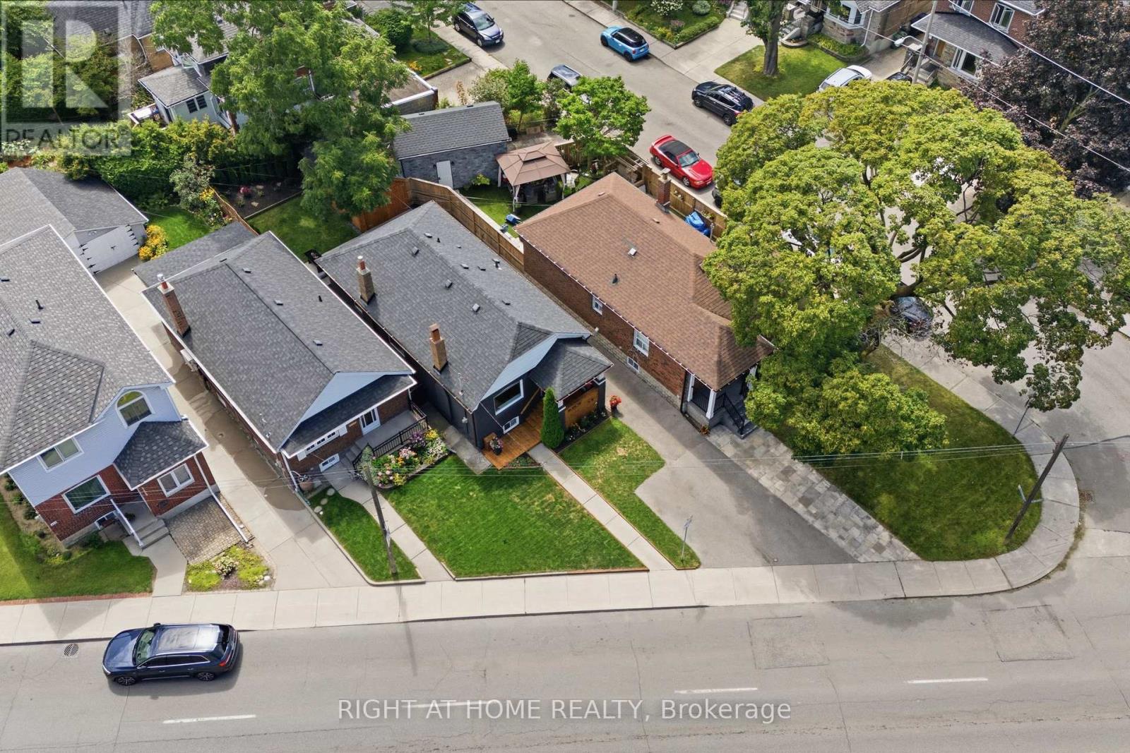 494 Donlands Avenue, Toronto, Ontario M4J 3S6 - Photo 40 - E13689546