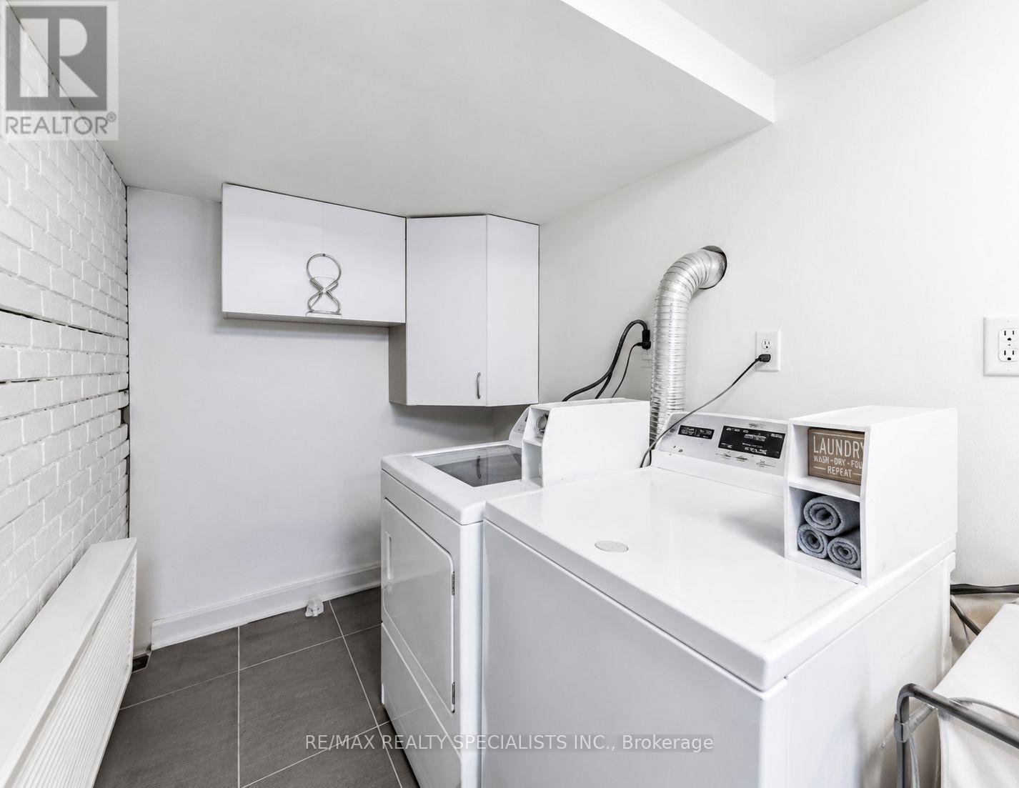 1659 Gerrard Street E, Toronto, Ontario  M4L 2A9 - Photo 45 - E13689614