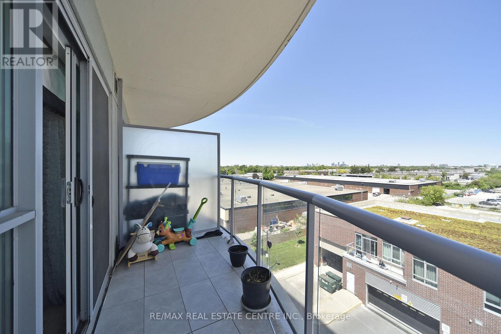 612 - 2150 Lawrence Avenue, Toronto, Ontario M1R 3A7 - Photo 37 - E13689616