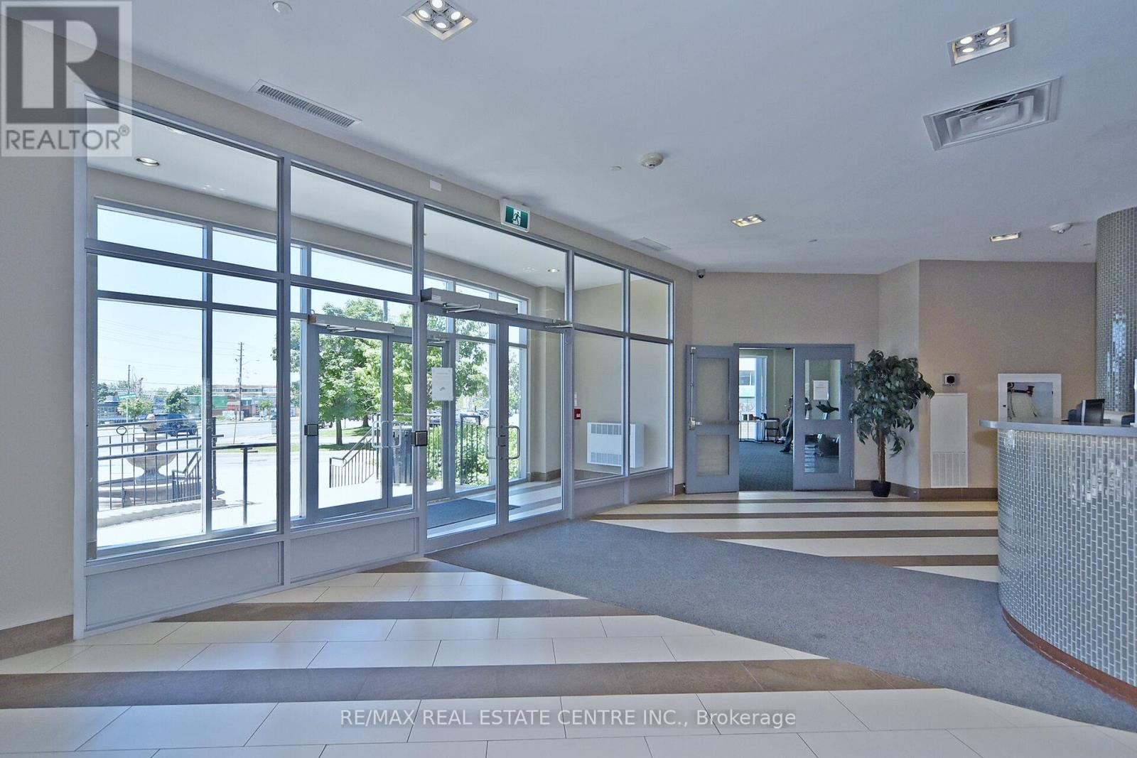 612 - 2150 Lawrence Avenue, Toronto, Ontario M1R 3A7 - Photo 8 - E13689616