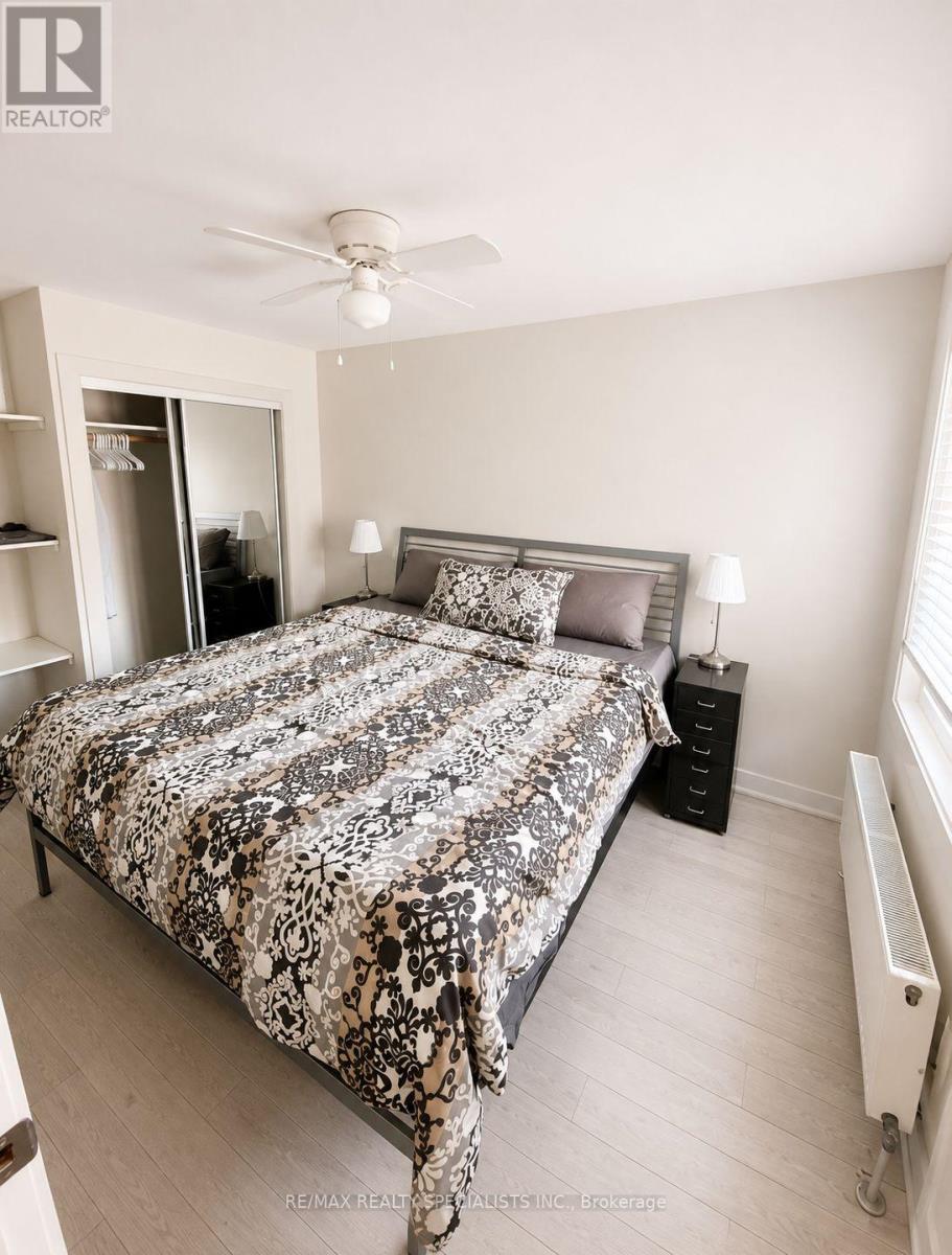 1659 Gerrard Street E, Toronto, Ontario M4L 2A9 - Photo 32 - E13689622