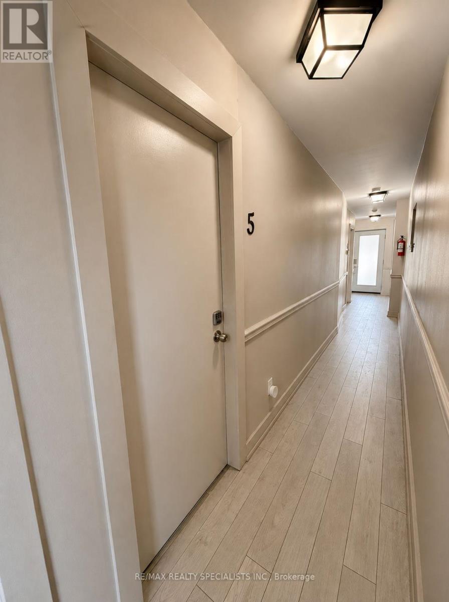 1659 Gerrard Street E, Toronto, Ontario M4L 2A9 - Photo 38 - E13689622
