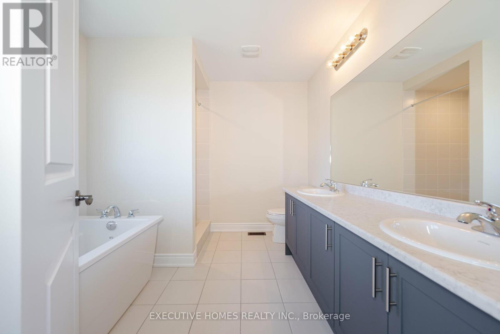 14 Mac Campbell Way, Bradford West Gwillimbury, Ontario L3Z 4M7 - Photo 29 - N13689566