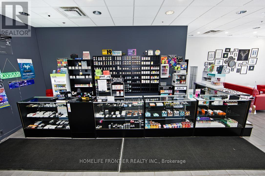 13390 Yonge Street, Richmond Hill, Ontario L4E 2P6 - Photo 12 - N13689594