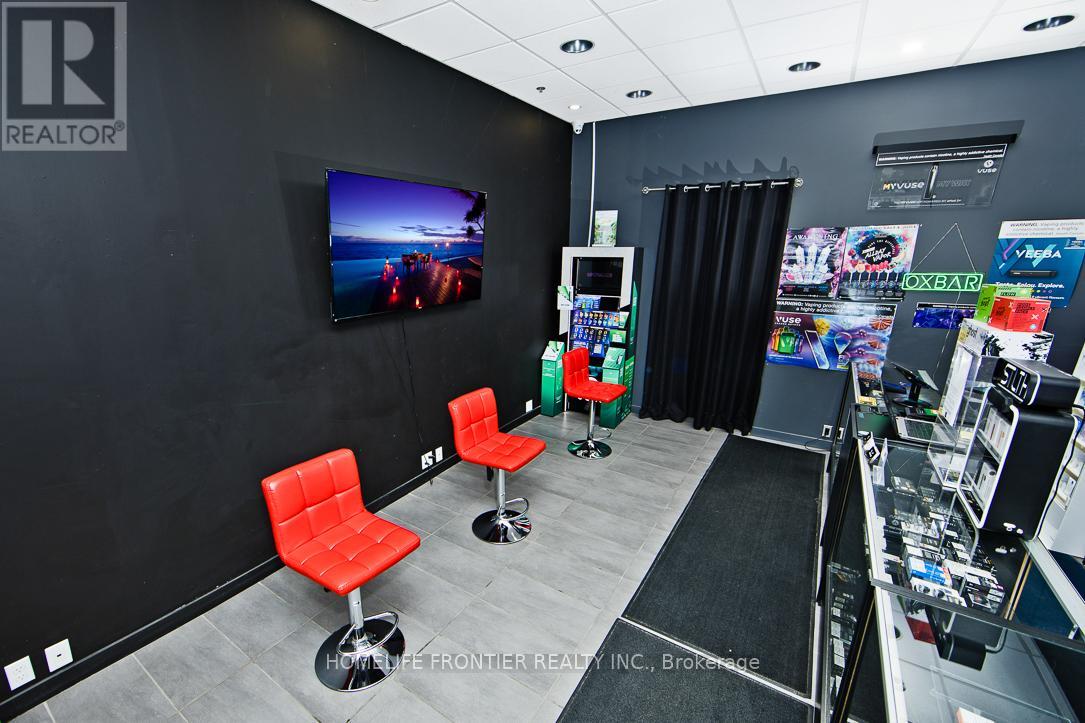13390 Yonge Street, Richmond Hill, Ontario L4E 2P6 - Photo 15 - N13689594
