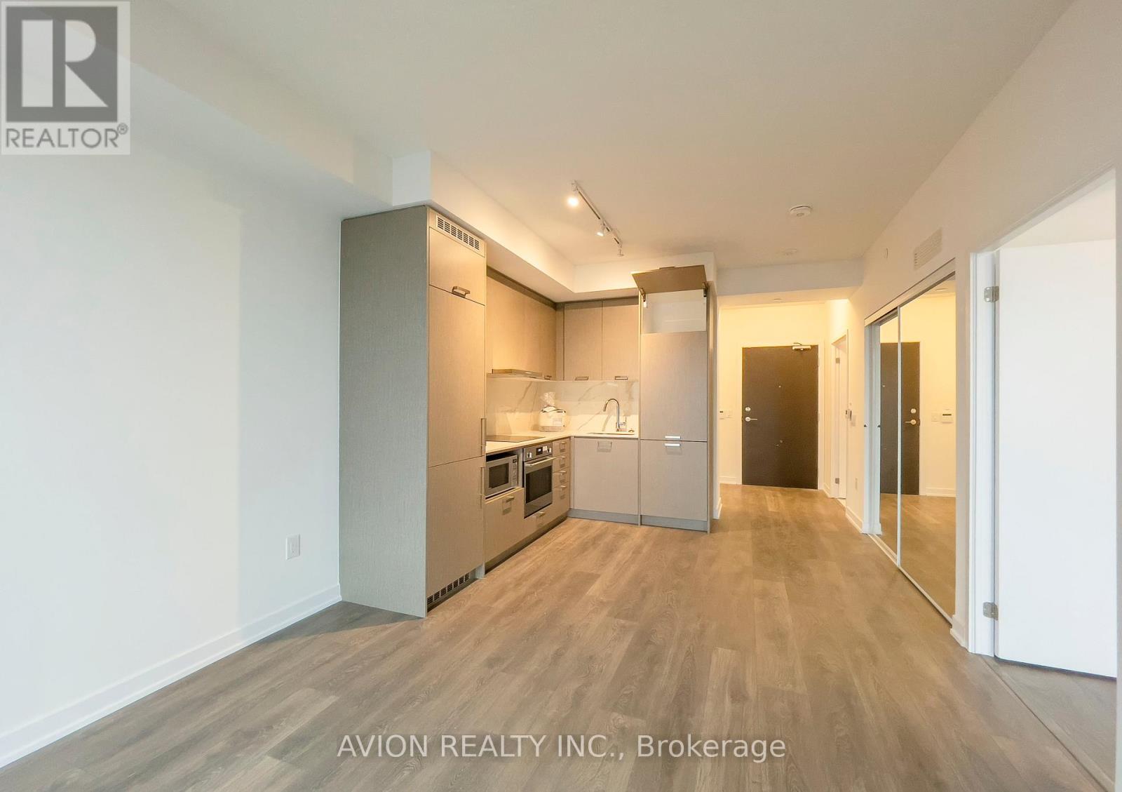 1716 - 10 Honeycrisp Cres Crescent, Vaughan, Ontario  L4K 5Z8 - Photo 10 - N13689612