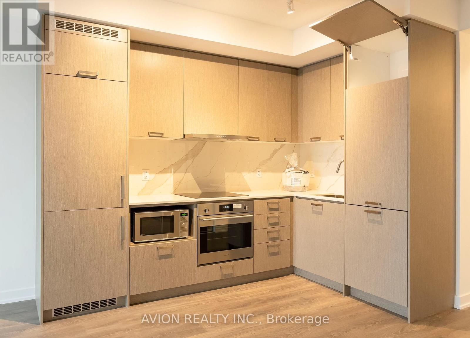 1716 - 10 Honeycrisp Cres Crescent, Vaughan, Ontario  L4K 5Z8 - Photo 11 - N13689612