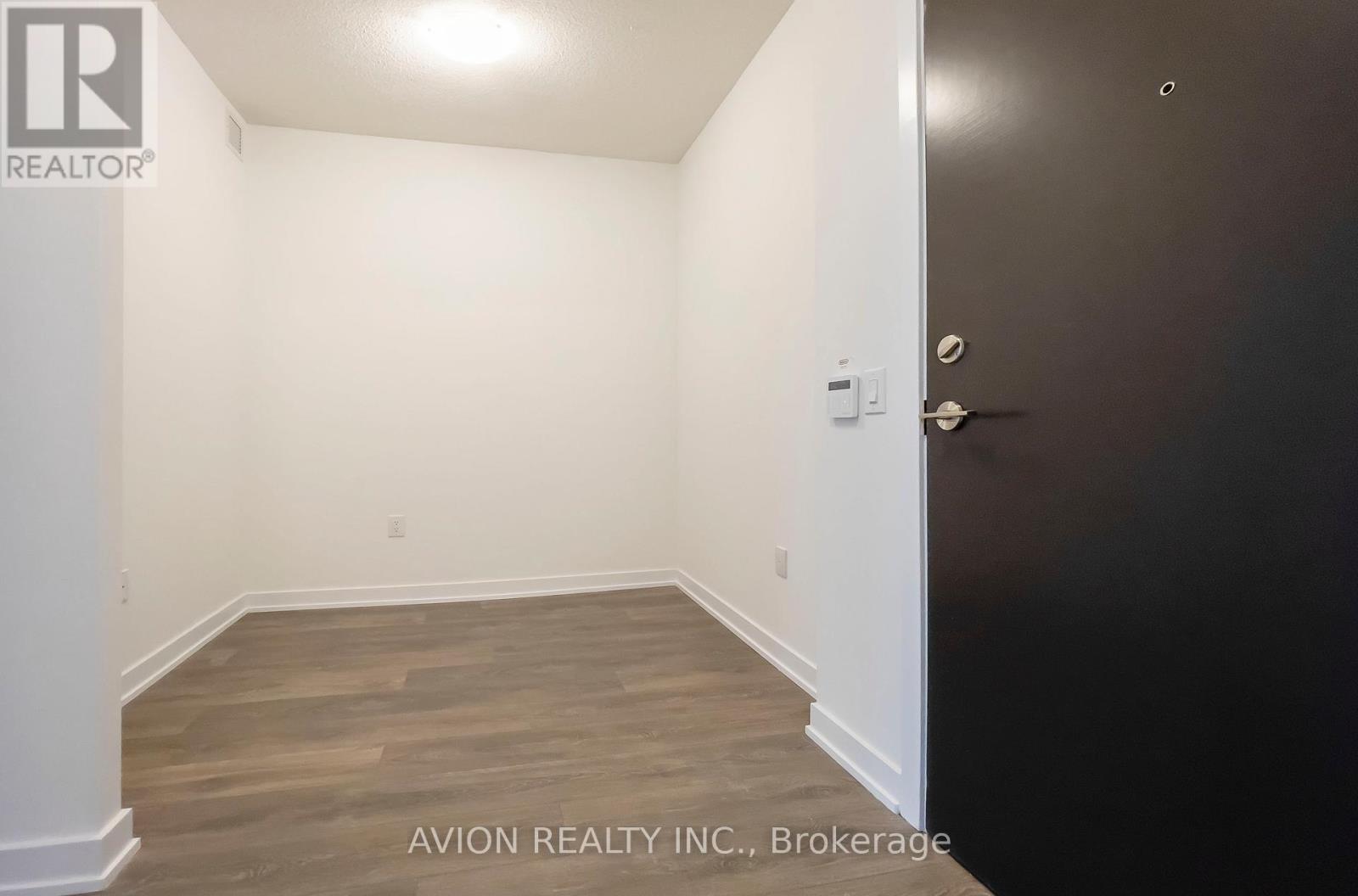 1716 - 10 Honeycrisp Cres Crescent, Vaughan, Ontario  L4K 5Z8 - Photo 14 - N13689612