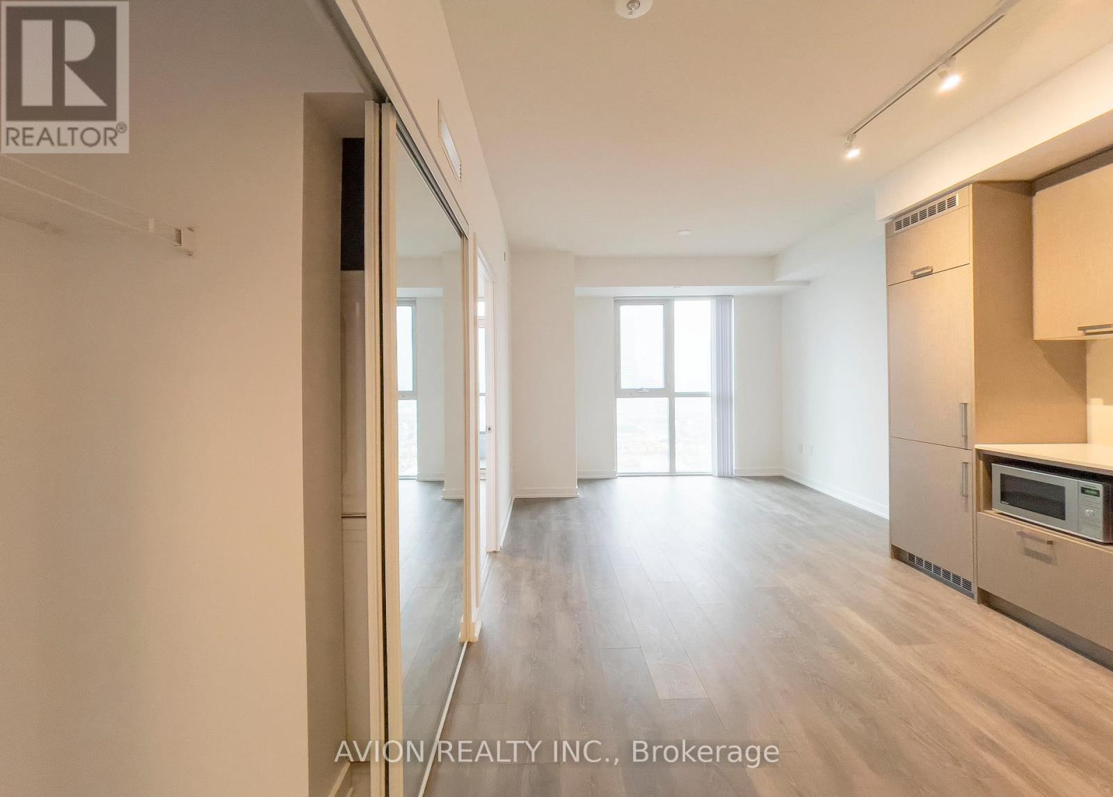 1716 - 10 Honeycrisp Cres Crescent, Vaughan, Ontario  L4K 5Z8 - Photo 17 - N13689612