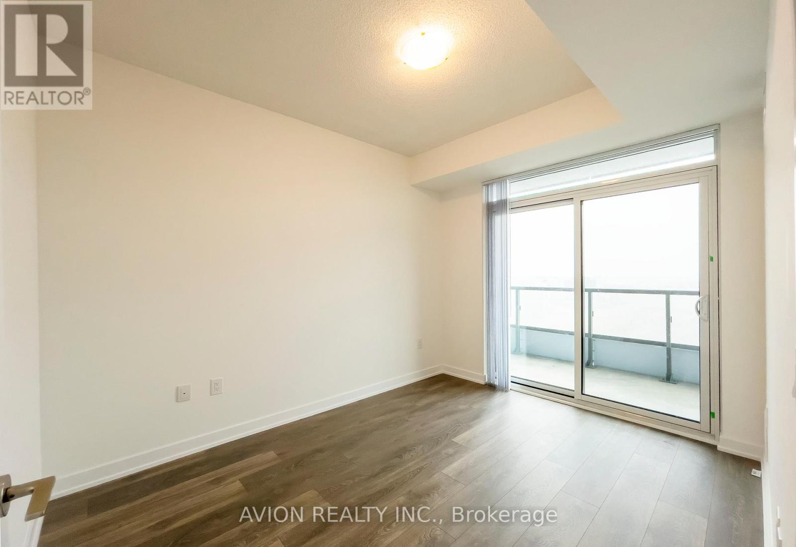 1716 - 10 Honeycrisp Cres Crescent, Vaughan, Ontario  L4K 5Z8 - Photo 7 - N13689612