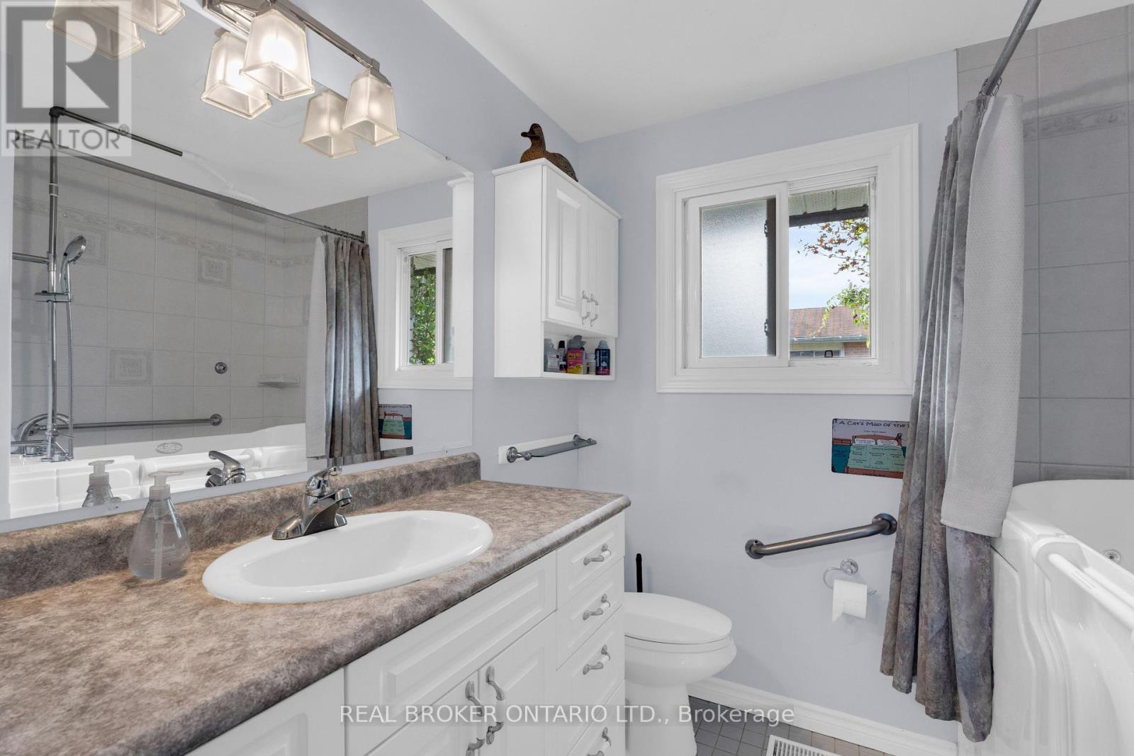 61 Bernick Drive, Barrie, Ontario  L4M 5C1 - Photo 17 - S13689558