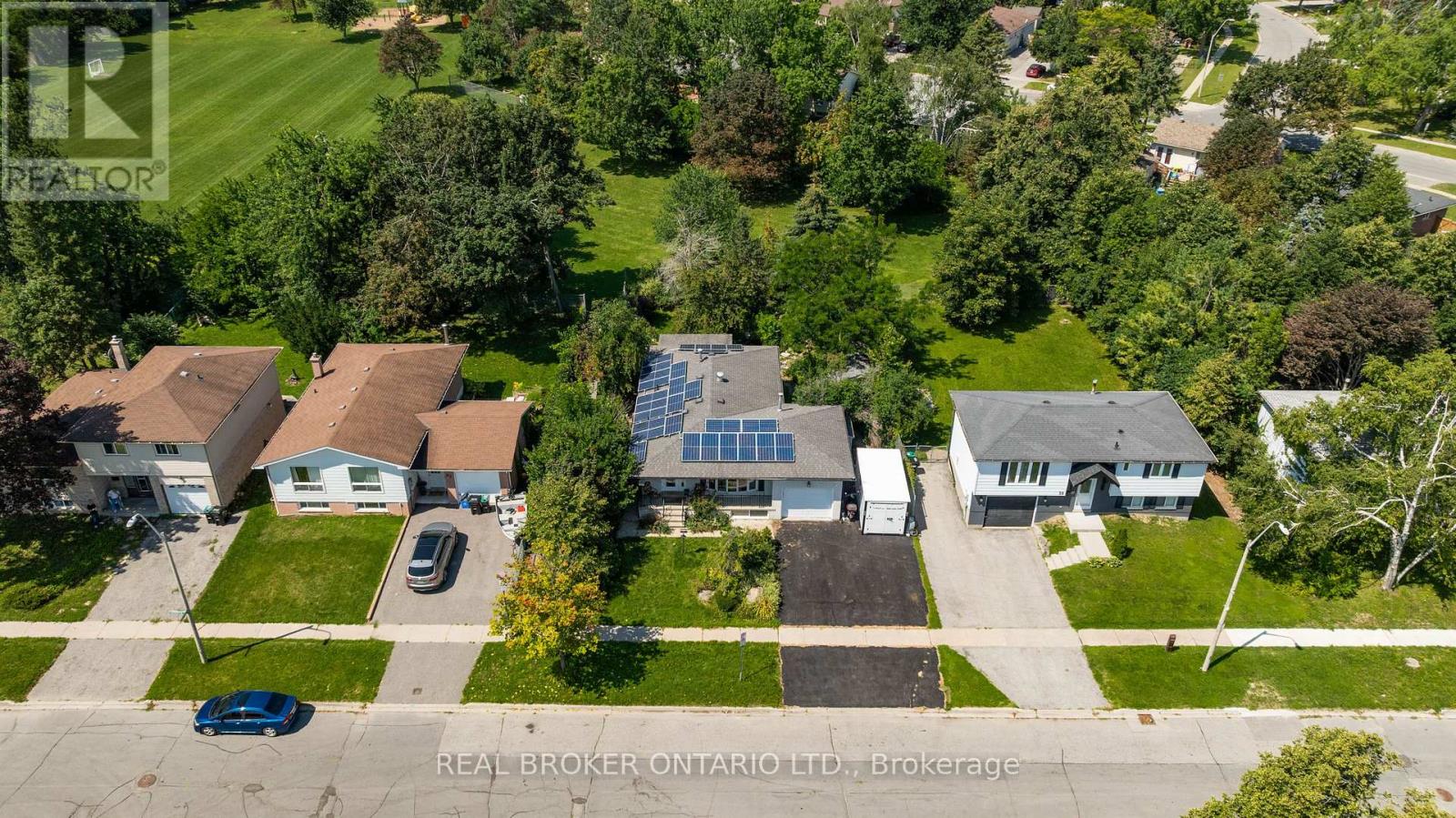 61 Bernick Drive, Barrie, Ontario  L4M 5C1 - Photo 2 - S13689558