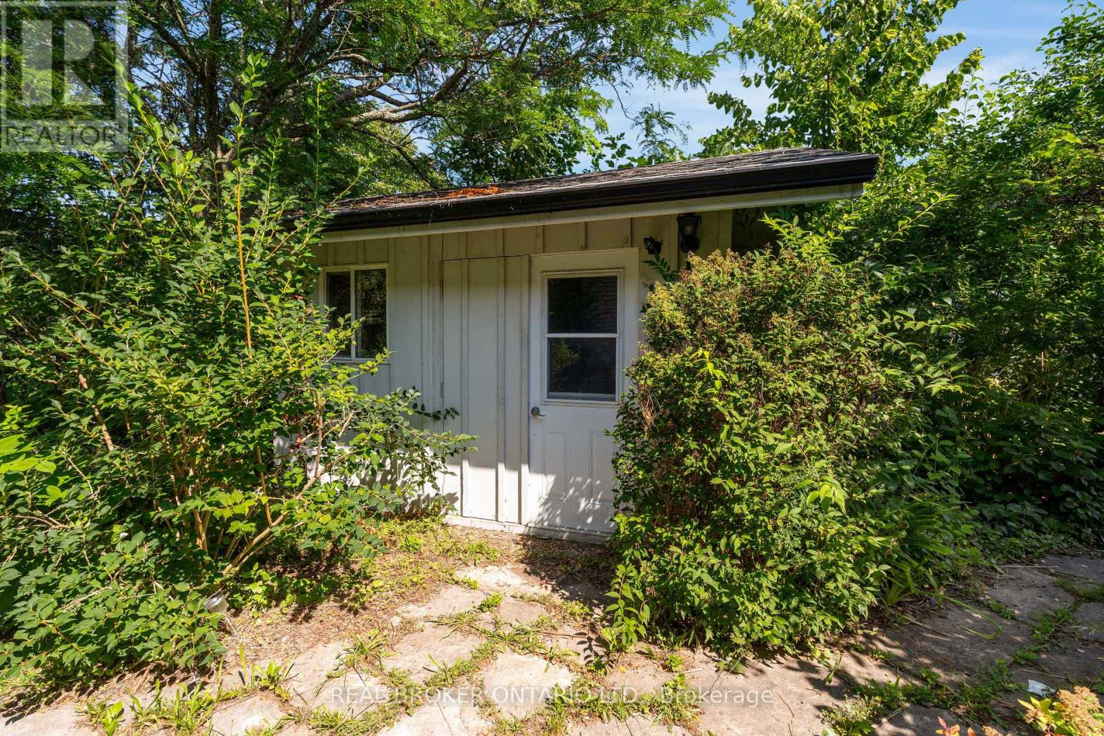 61 Bernick Drive, Barrie, Ontario  L4M 5C1 - Photo 32 - S13689558