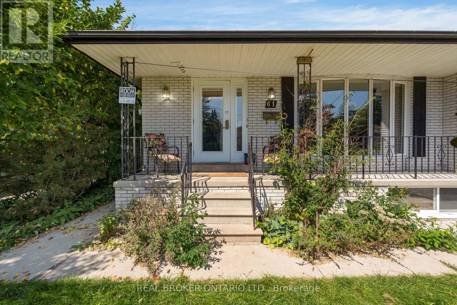 61 Bernick Drive, Barrie, Ontario  L4M 5C1 - Photo 47 - S13689558