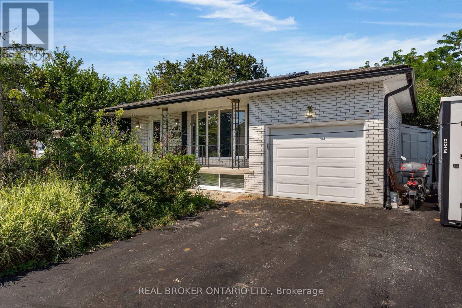 61 Bernick Drive, Barrie, Ontario  L4M 5C1 - Photo 48 - S13689558