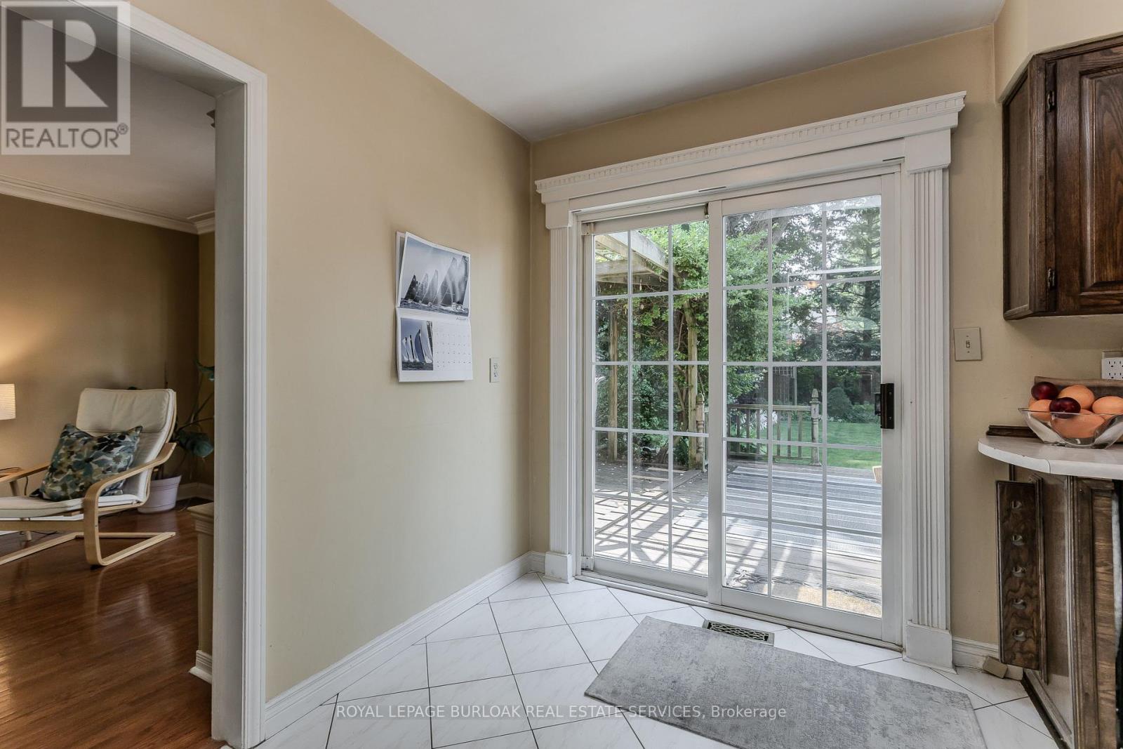 274 Belvenia Road, Burlington (Shoreacres), Ontario  L7L 2G4 - Photo 15 - W13689532