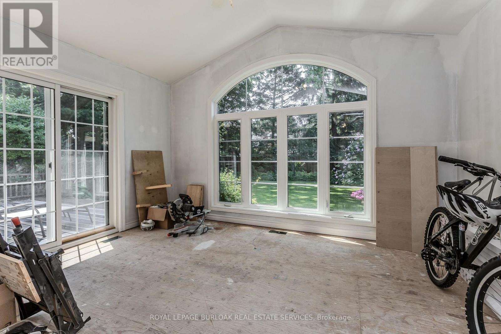 274 Belvenia Road, Burlington (Shoreacres), Ontario  L7L 2G4 - Photo 36 - W13689532