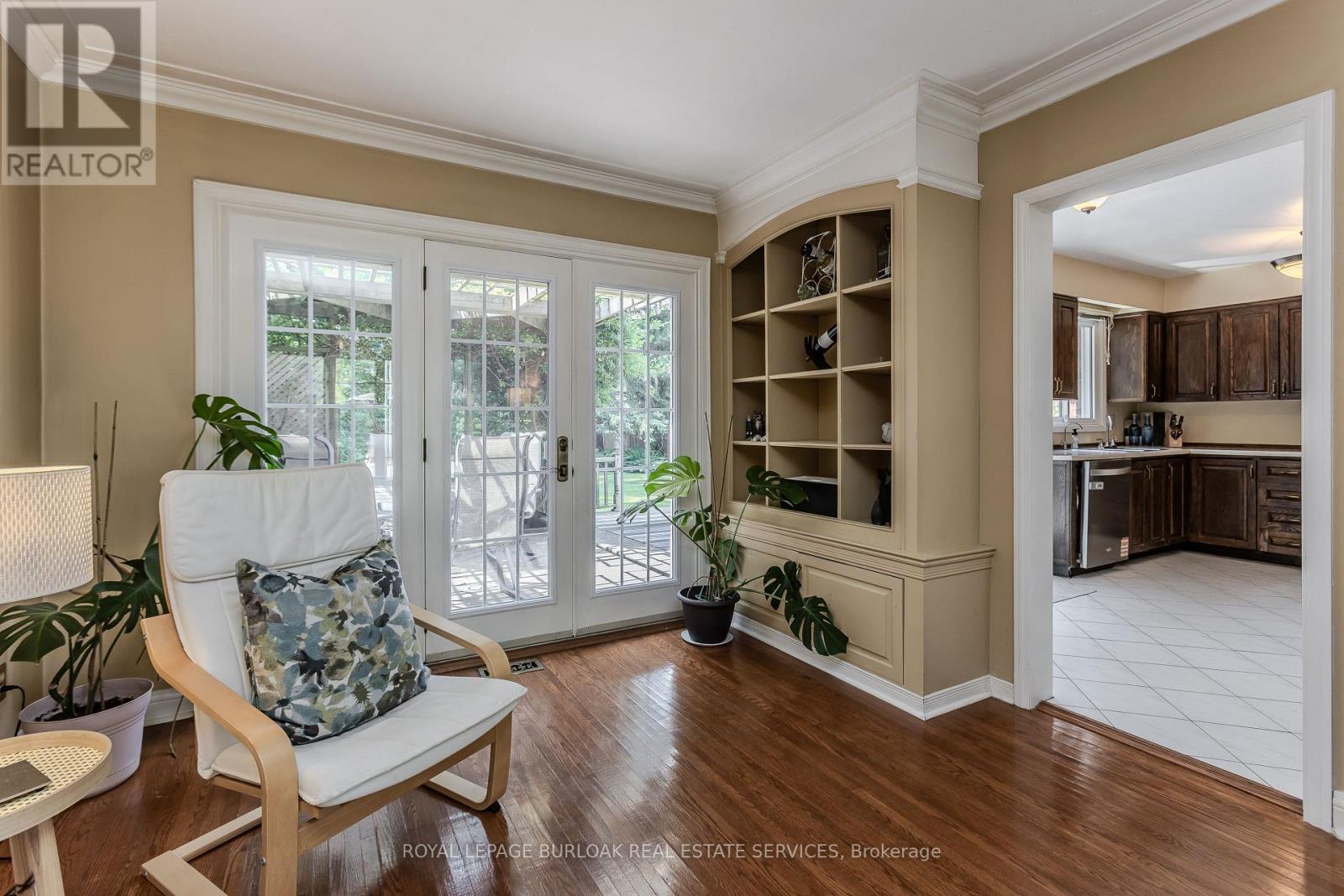 274 Belvenia Road, Burlington (Shoreacres), Ontario  L7L 2G4 - Photo 9 - W13689532