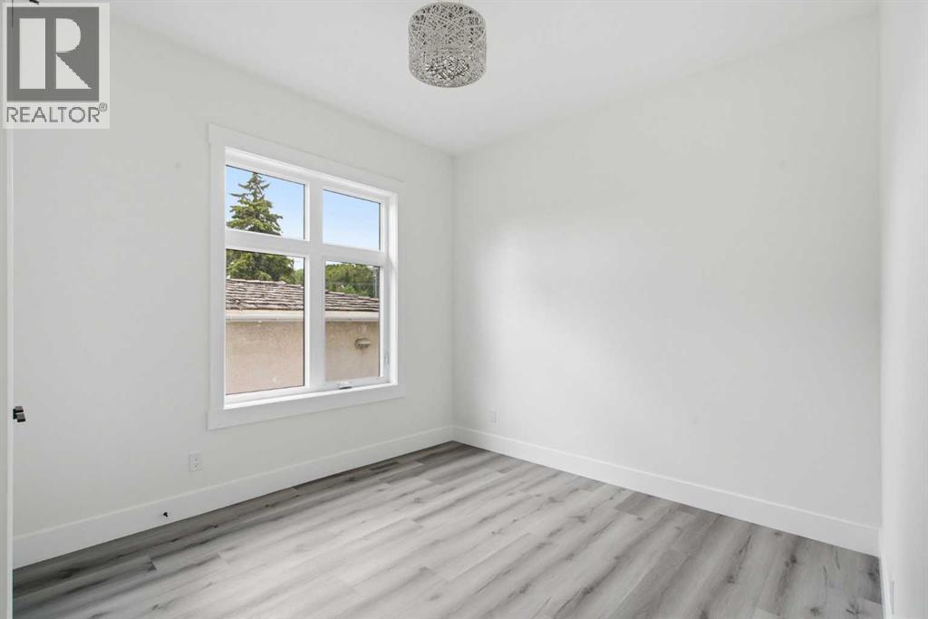 8518 33 Avenue Nw, Calgary, Alberta  T3B 1M1 - Photo 14 - A2324775